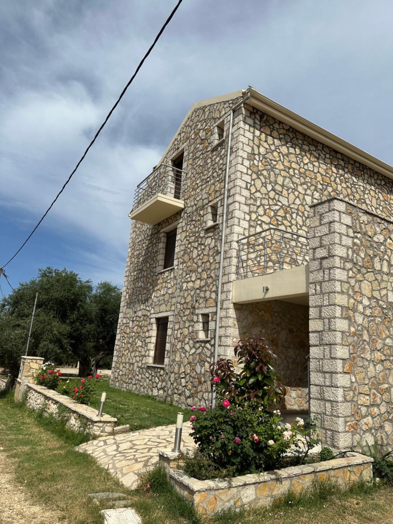 Green Hill Valanidorachi Exterior photo